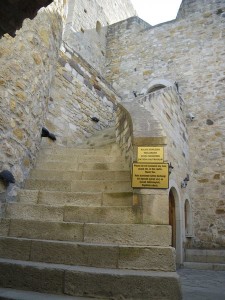 A quick look inside the castle in Cesme
