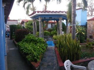 43-courtyard-at-our-casa-in-pinar-del-rio