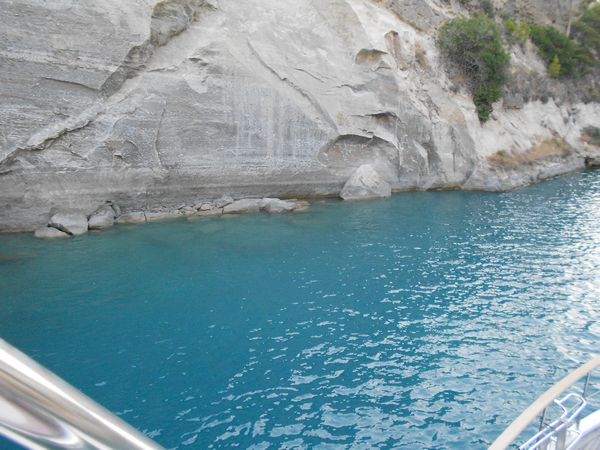 corinth5-the-milky-blue-color-of-the-water