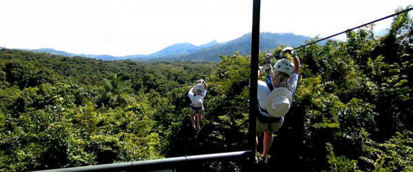 tn_183 Bonnie on the zipline