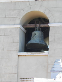 tn_430-Cracked-bell